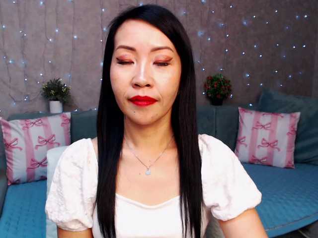 Sarahsexygirl's BongaCams show and profile