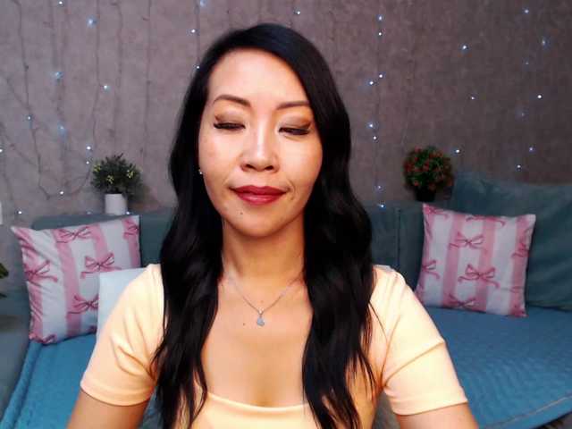 Sarahsexygirl's BongaCams show and profile