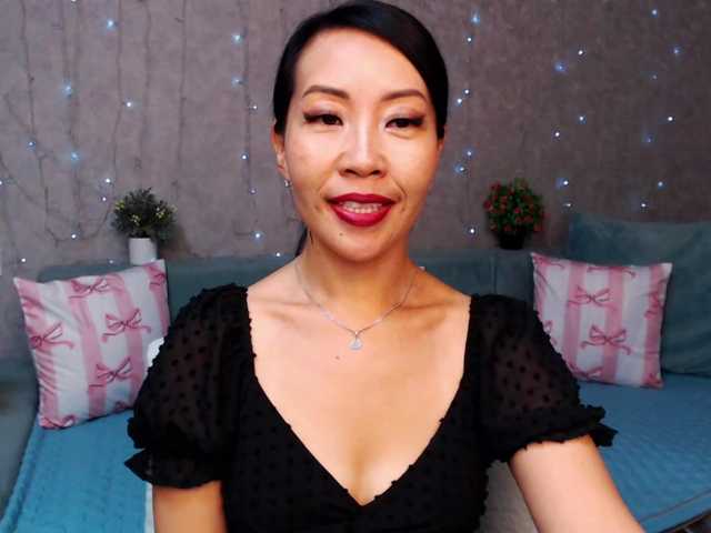 Sarahsexygirl's BongaCams show and profile