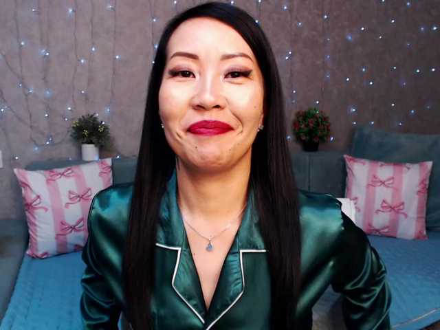 Sarahsexygirl's BongaCams show and profile