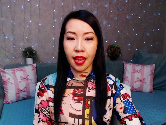 Sarahsexygirl's BongaCams show and profile