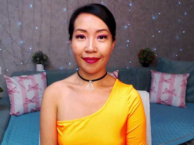 Sarahsexygirl's BongaCams show and profile