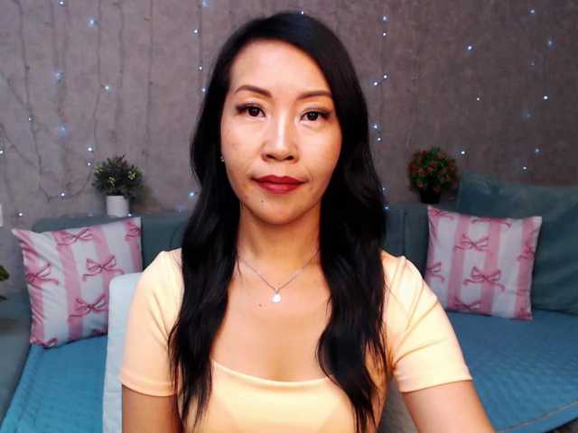 Sarahsexygirl's BongaCams show and profile