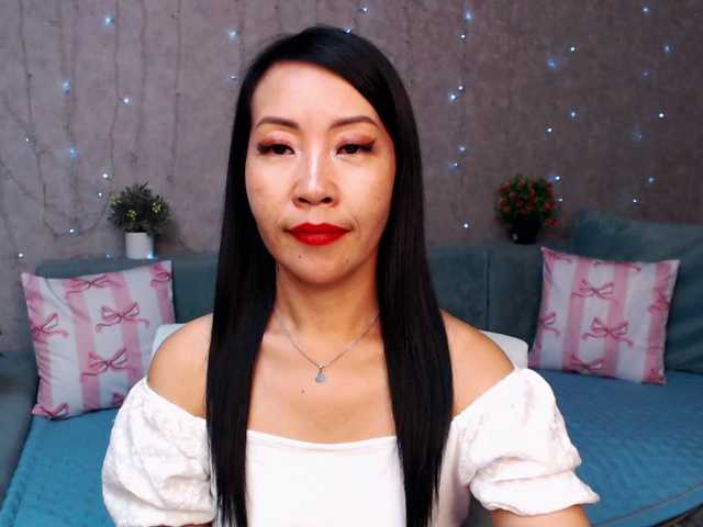 Sarahsexygirl's BongaCams show and profile