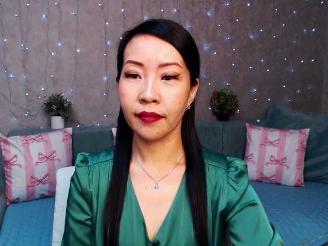 Sarahsexygirl's BongaCams show and profile