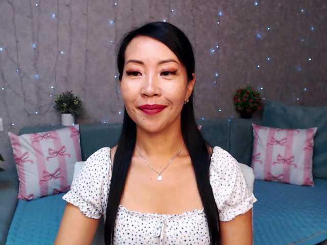 Sarahsexygirl's BongaCams show and profile