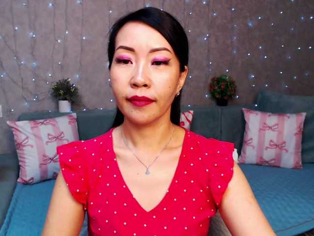 Sarahsexygirl's BongaCams show and profile