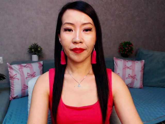 Sarahsexygirl's BongaCams show and profile