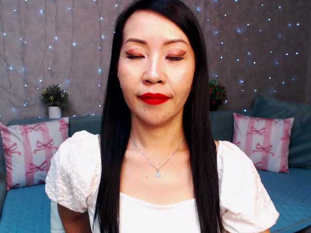 Sarahsexygirl's BongaCams show and profile