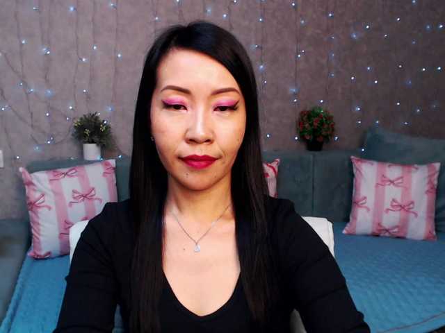 Sarahsexygirl's BongaCams show and profile