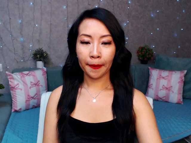 Sarahsexygirl's BongaCams show and profile