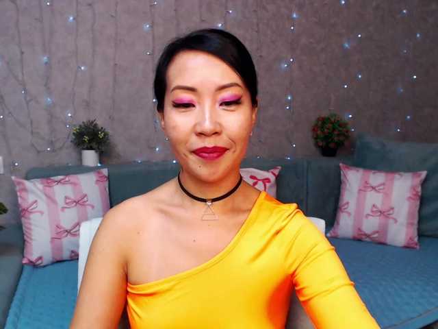 Sarahsexygirl's BongaCams show and profile