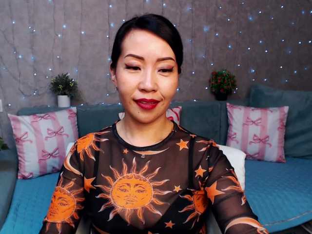 Sarahsexygirl's BongaCams show and profile