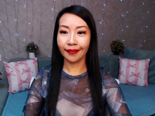 Sarahsexygirl's BongaCams show and profile