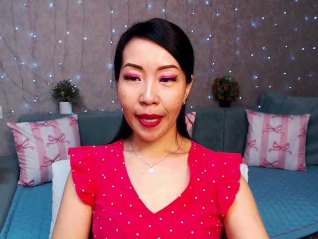 Sarahsexygirl's BongaCams show and profile