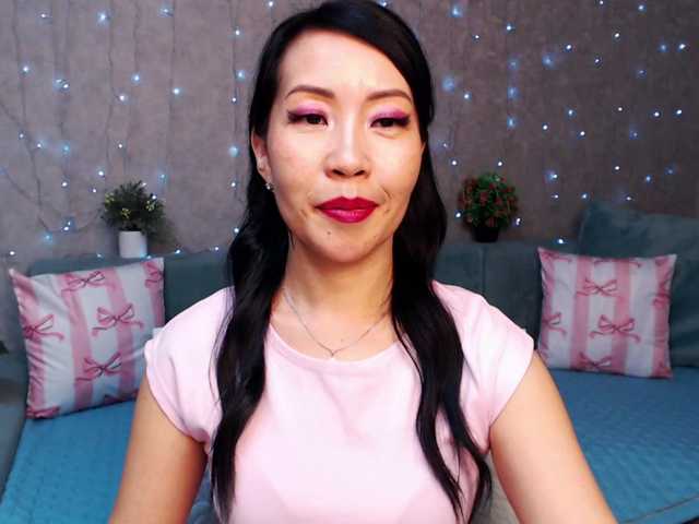 Sarahsexygirl's BongaCams show and profile