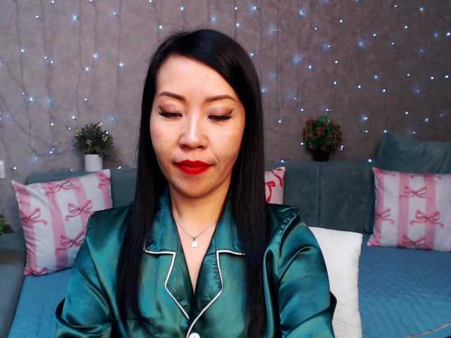 Sarahsexygirl's BongaCams show and profile