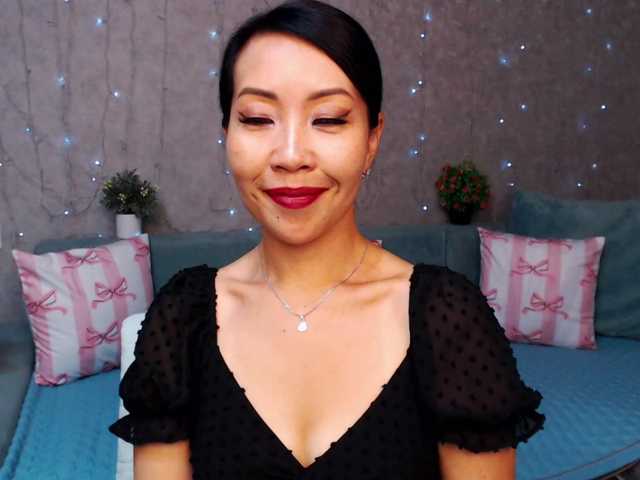 Sarahsexygirl's BongaCams show and profile
