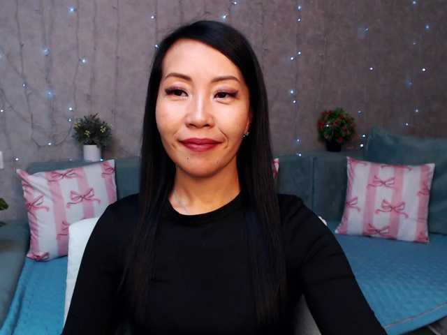 Sarahsexygirl's BongaCams show and profile