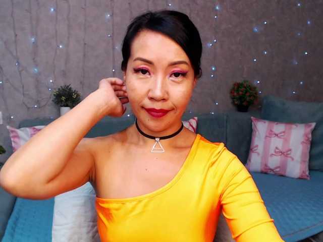 Sarahsexygirl's BongaCams show and profile