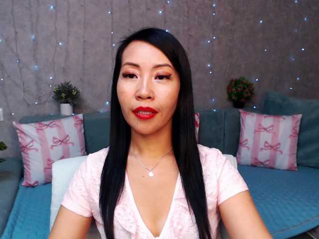 Sarahsexygirl's BongaCams show and profile