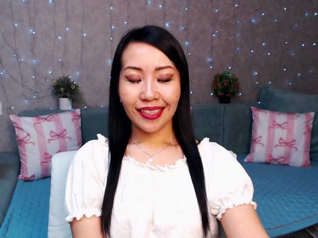 Sarahsexygirl's BongaCams show and profile