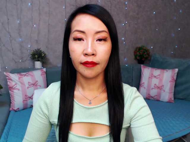 Sarahsexygirl's BongaCams show and profile