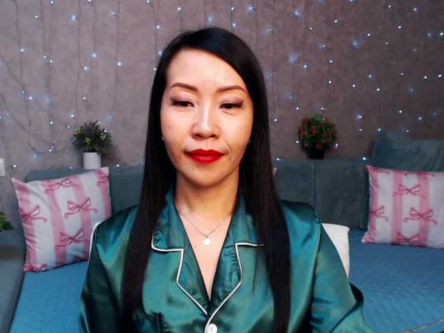 Sarahsexygirl's BongaCams show and profile