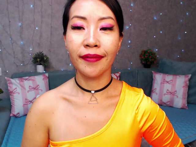 Sarahsexygirl's BongaCams show and profile