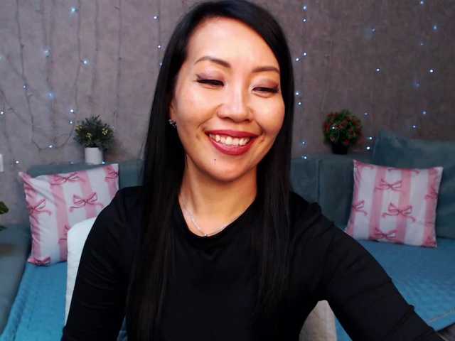 Sarahsexygirl's BongaCams show and profile