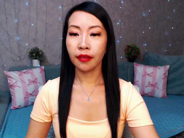 Sarahsexygirl's BongaCams show and profile