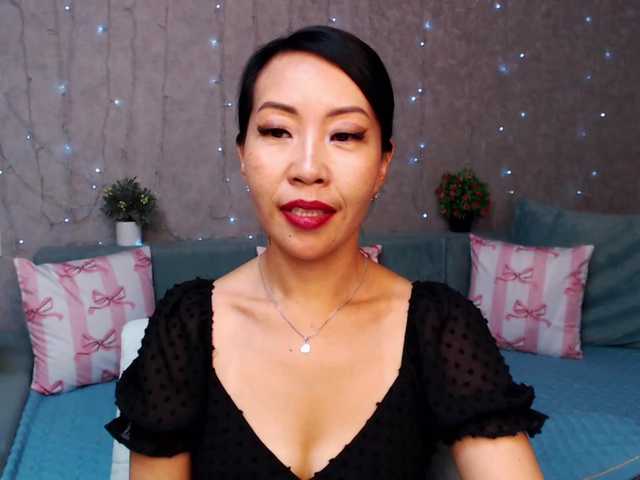 Sarahsexygirl's BongaCams show and profile