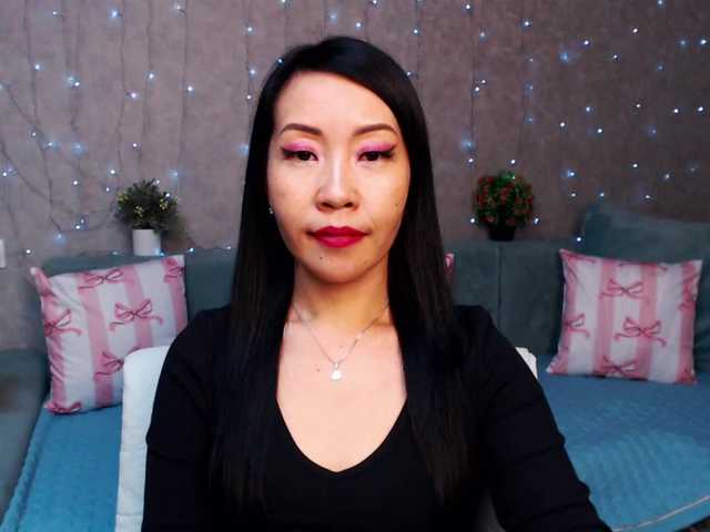 Sarahsexygirl's BongaCams show and profile