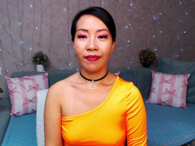 Sarahsexygirl's BongaCams show and profile