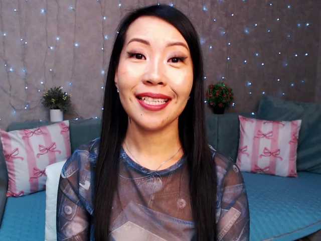 Sarahsexygirl's BongaCams show and profile