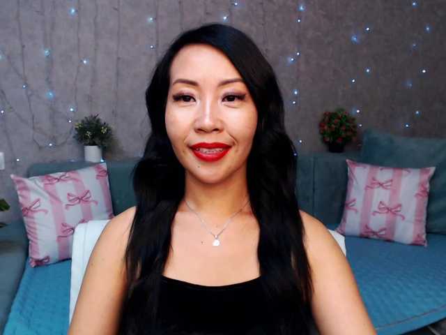 Sarahsexygirl's BongaCams show and profile