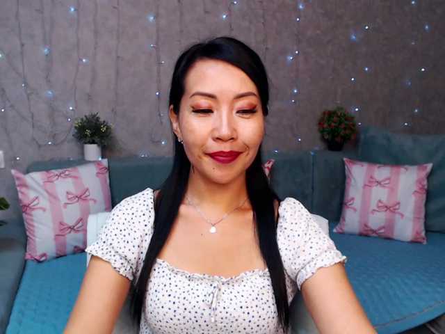 Sarahsexygirl's BongaCams show and profile