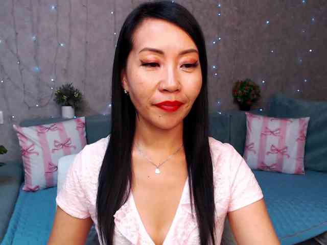 Sarahsexygirl Live Webcam on BongaCams