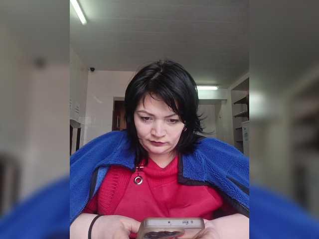 Ailin2's BongaCams show and profile