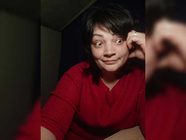 Ailin2's BongaCams show and profile