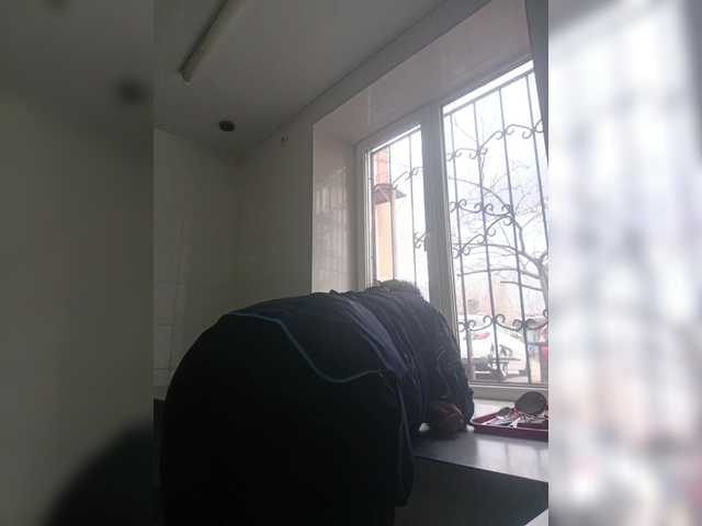 Ailin2's BongaCams show and profile