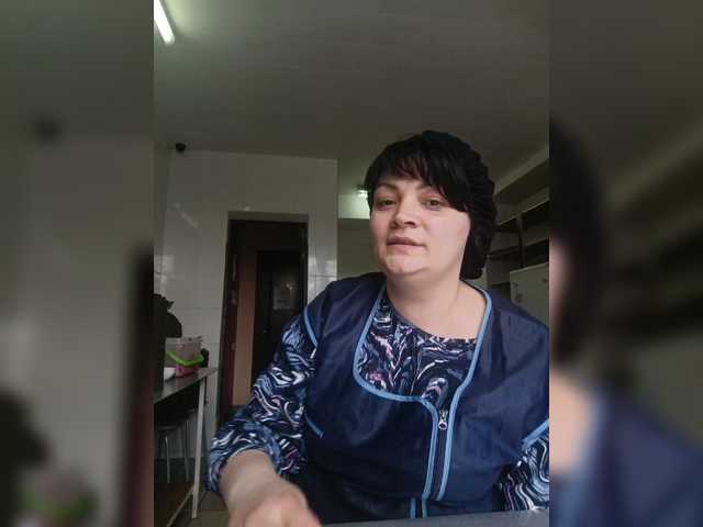 Ailin2's BongaCams show and profile