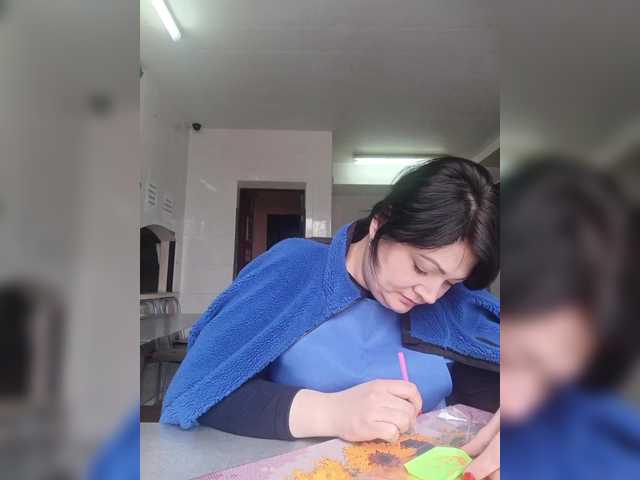 Ailin2's BongaCams show and profile