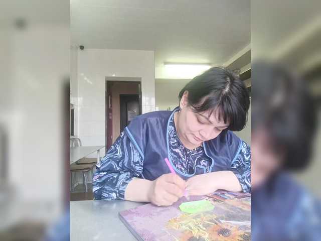 Ailin2's BongaCams show and profile