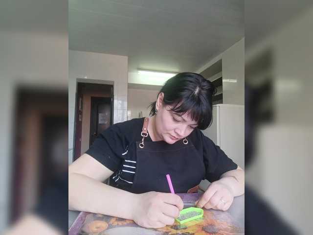 Ailin2's BongaCams show and profile