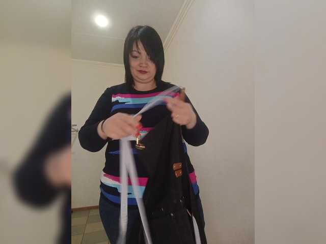 Ailin2's BongaCams show and profile