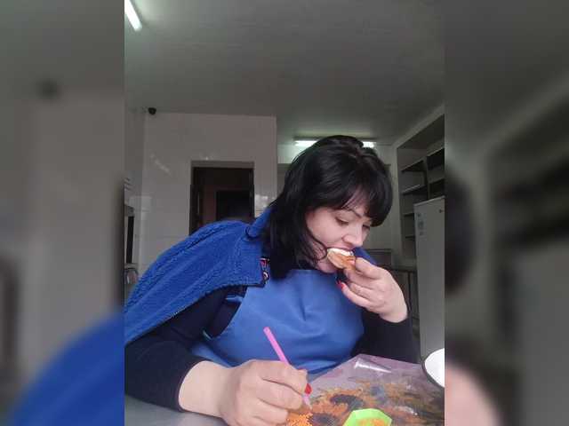 Ailin2's BongaCams show and profile