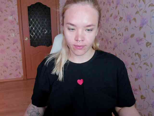 EvaRose webcam