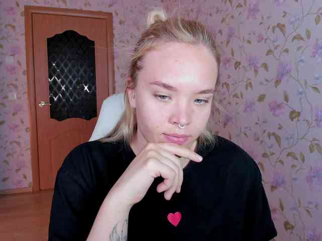 EvaRose webcam