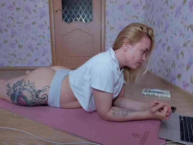 EvaRose webcam